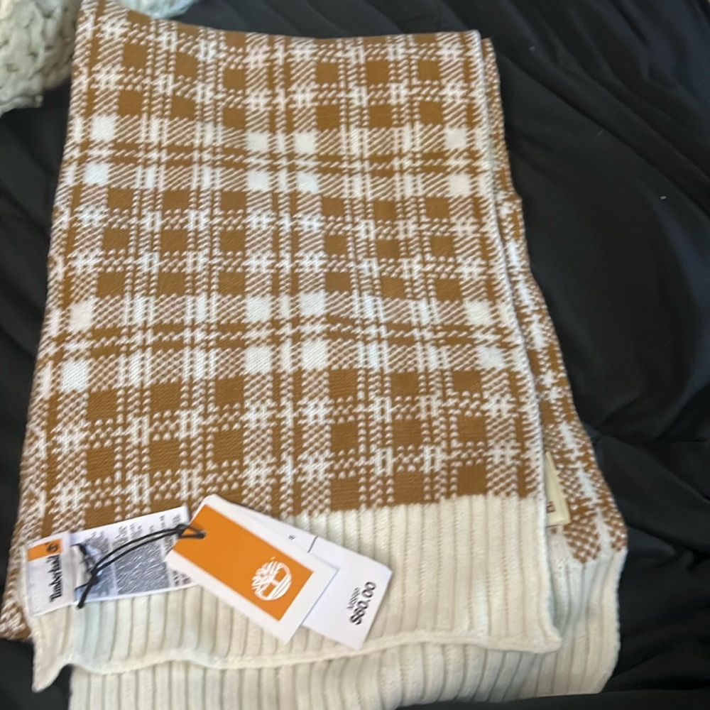 NEW! Timberland Scarf